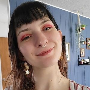 Meet your Posher, Krysta